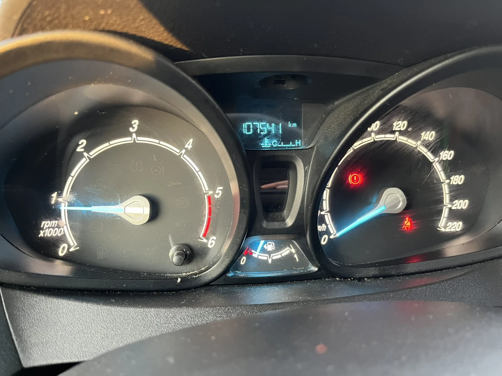 Ford Tourneo Connect Ford Tourneo Connect 1.5 TDCi  - изображение 9