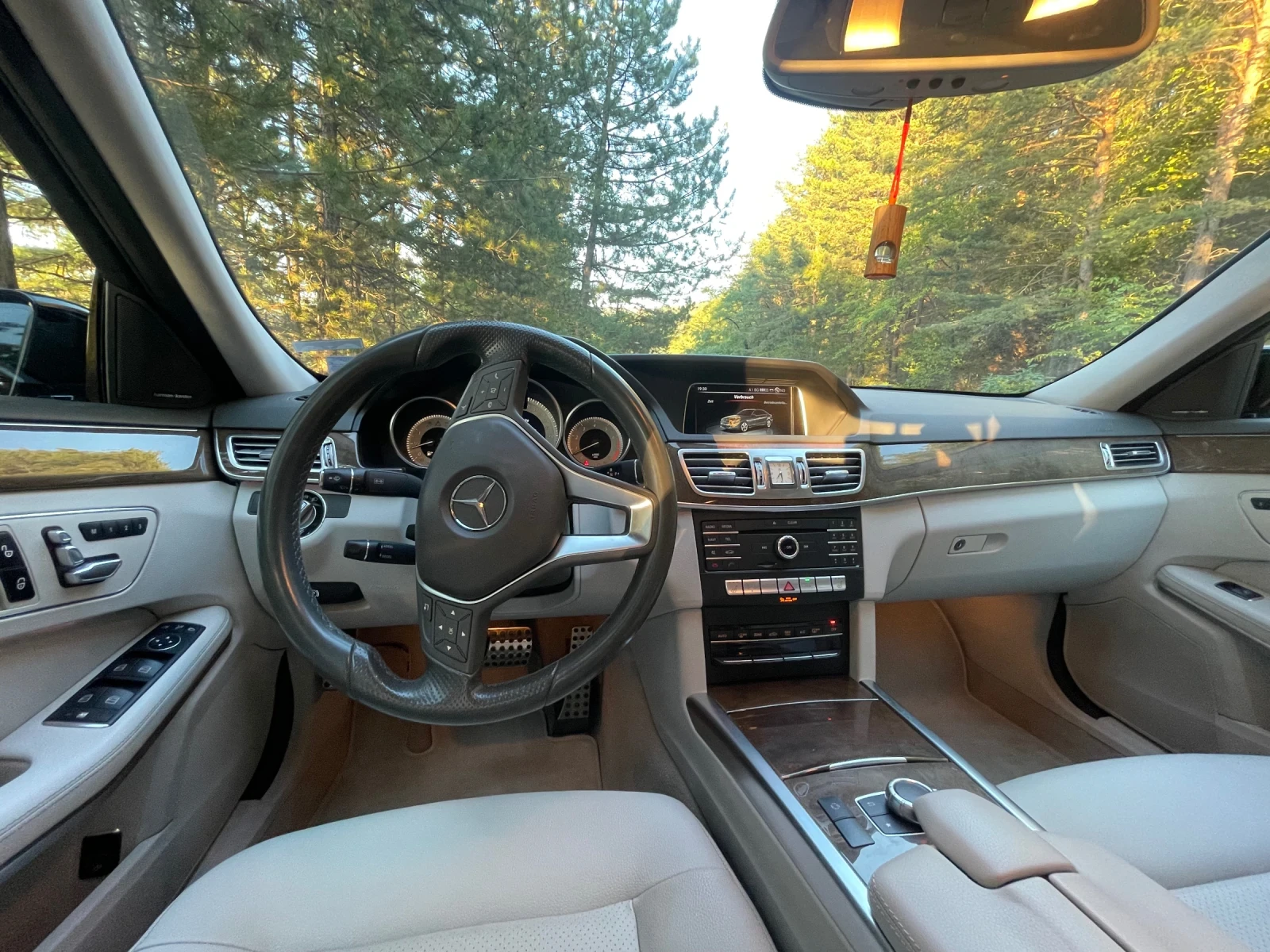 Mercedes-Benz E 350, снимка 9 - Автомобили и джипове - 53825876