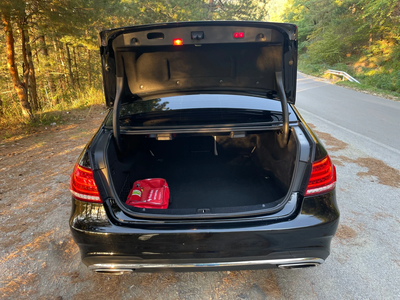 Mercedes-Benz E 350, снимка 6 - Автомобили и джипове - 53825876