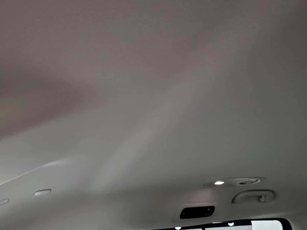Chrysler Pacifica TOURING| DISTRONIC| 360| ПОДГРЕВИ| 2 КЛЮЧА| CARFAX, снимка 13 - Автомобили и джипове - 54656379