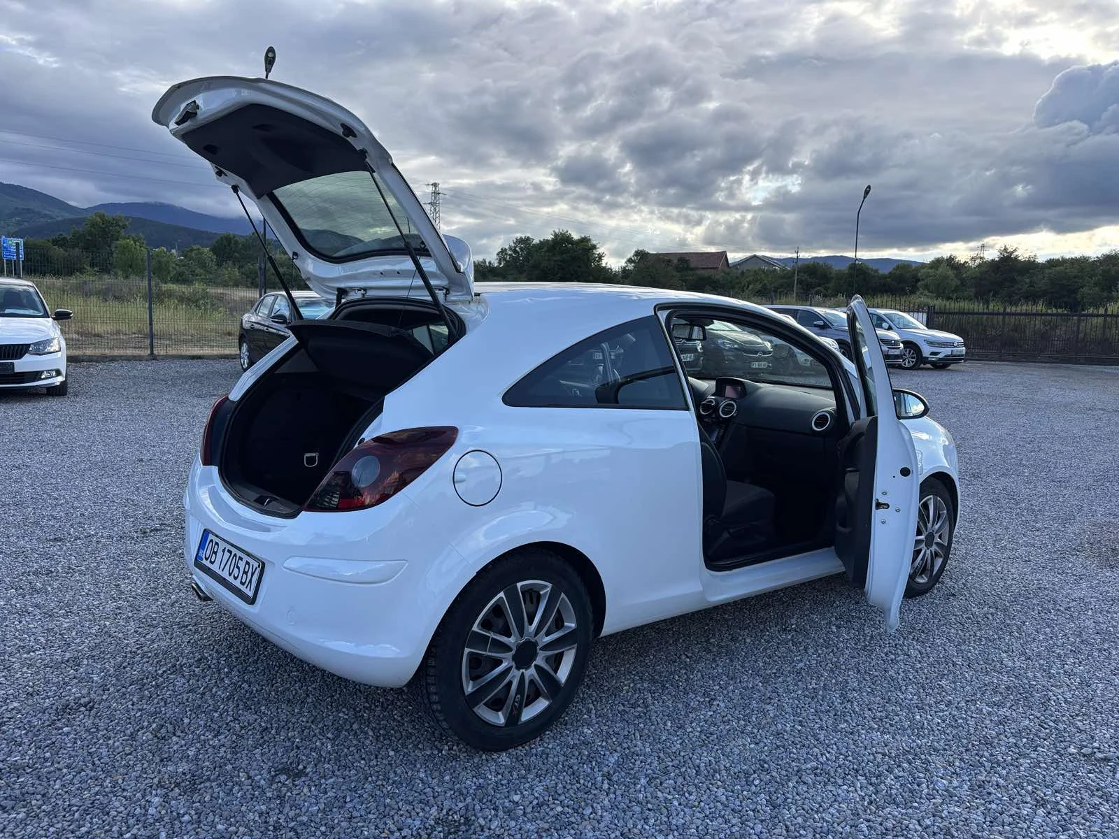 Opel Corsa 1.7, 131.кс, снимка 7 - Автомобили и джипове - 54878643