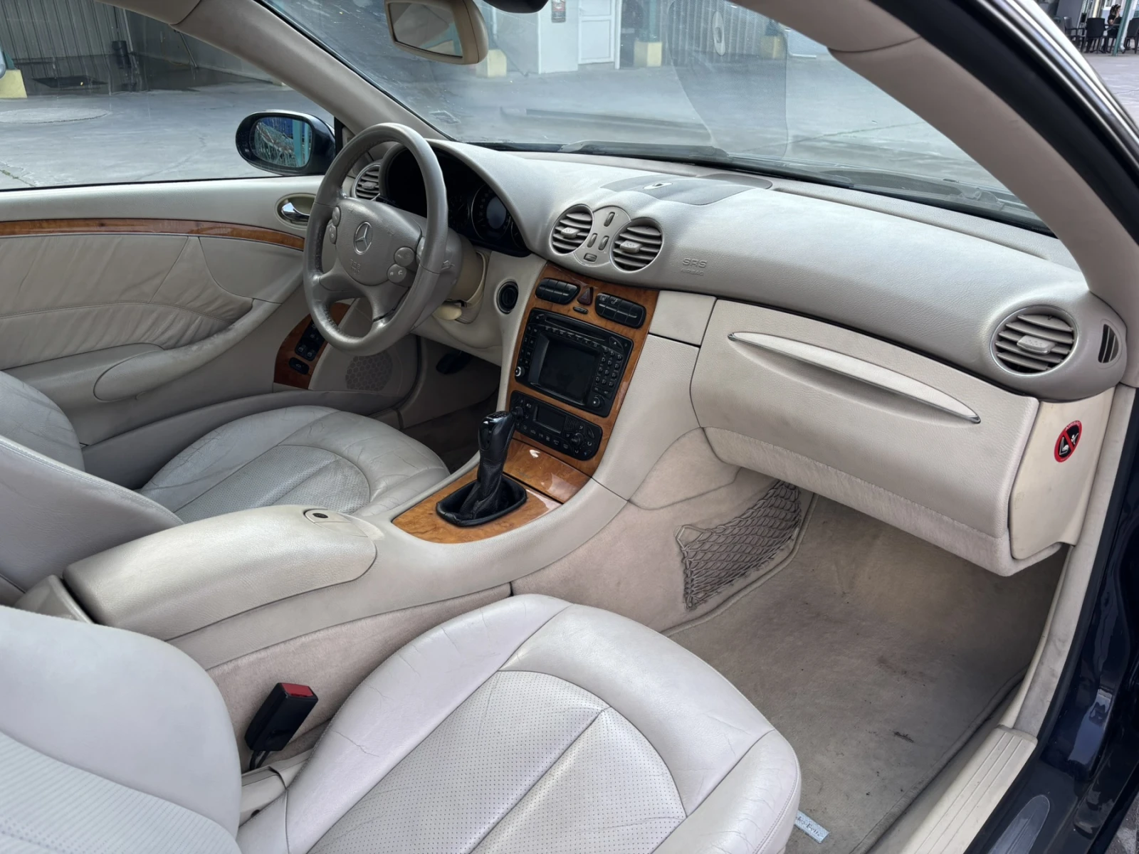 Mercedes-Benz CLK 270 CDI, снимка 7 - Автомобили и джипове - 55353331