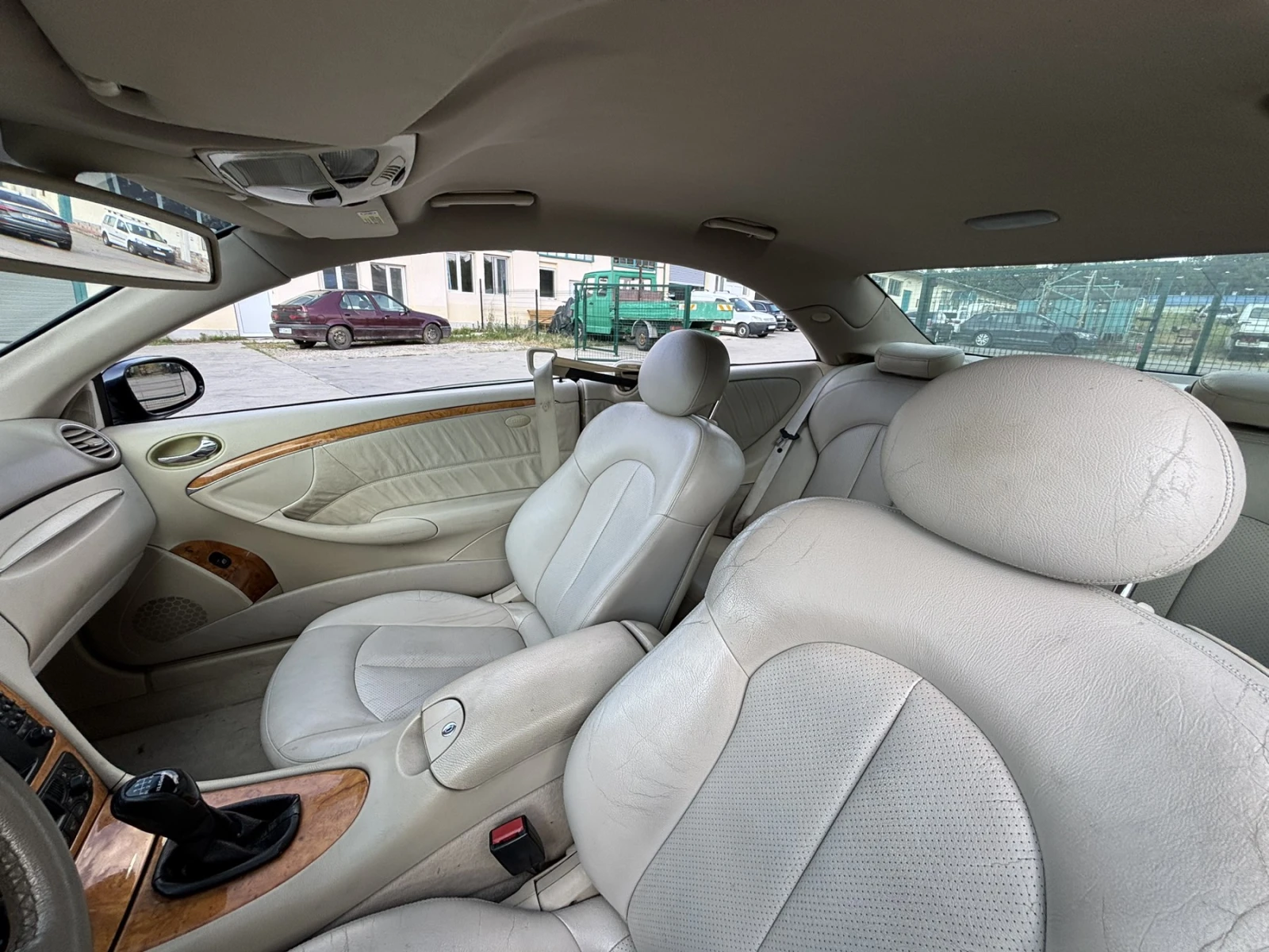 Mercedes-Benz CLK 270 CDI, снимка 12 - Автомобили и джипове - 55353331