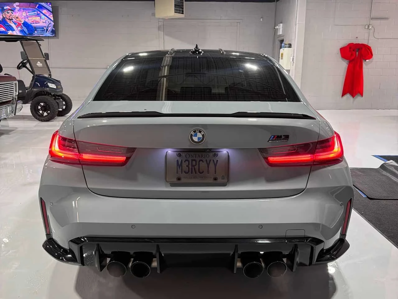 BMW M3 * Competition M xDrive* АВТОКРЕДИТ БЕЗ ПЪРВОНАЧАЛН, снимка 4 - Автомобили и джипове - 55592081