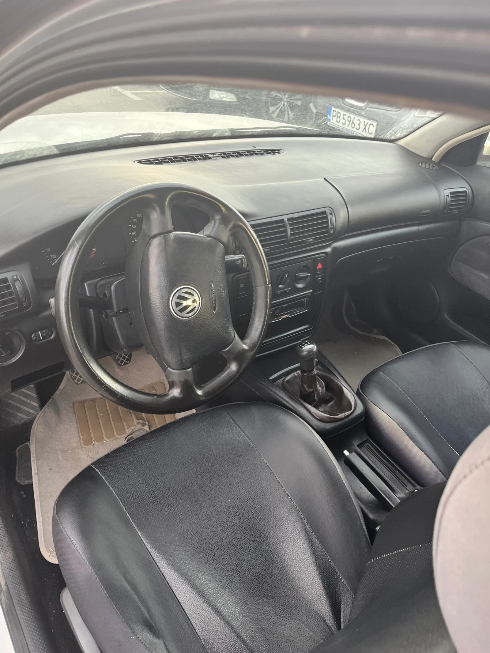 VW Passat 1.8, снимка 7 - Автомобили и джипове - 55780739
