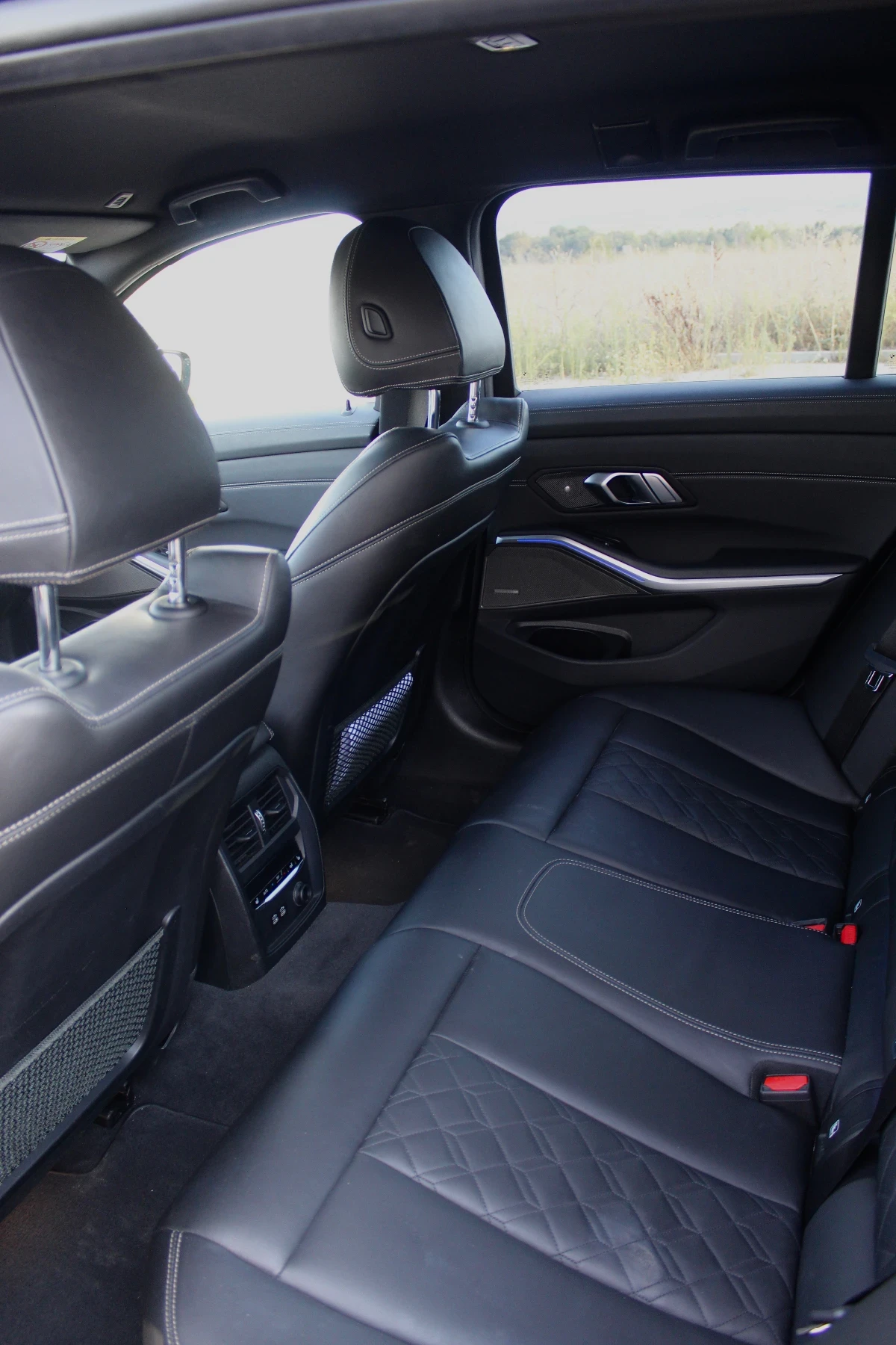 BMW 340 M340i xDrive Individual , снимка 10 - Автомобили и джипове - 55835878