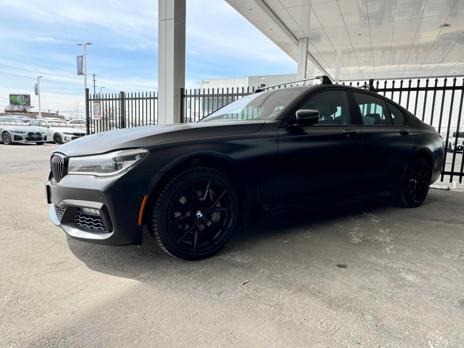 BMW 750 * 750i xDrive * CARFAX * ЦЕНА ДО БГ, снимка 2 - Автомобили и джипове - 55951714