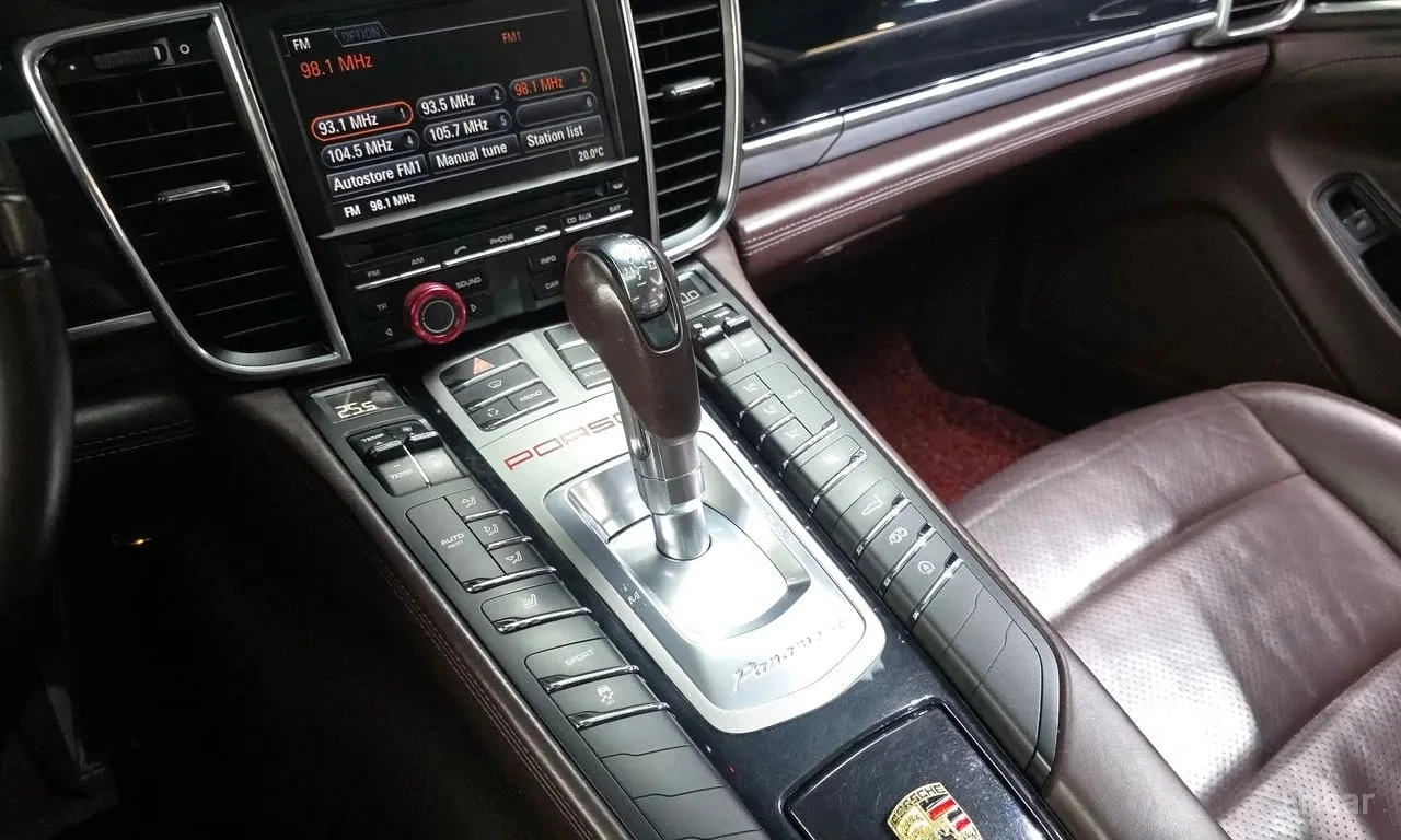 Porsche Panamera * 3.0 Diesel * ЦЕНА ДО БГ, снимка 14 - Автомобили и джипове - 56022628