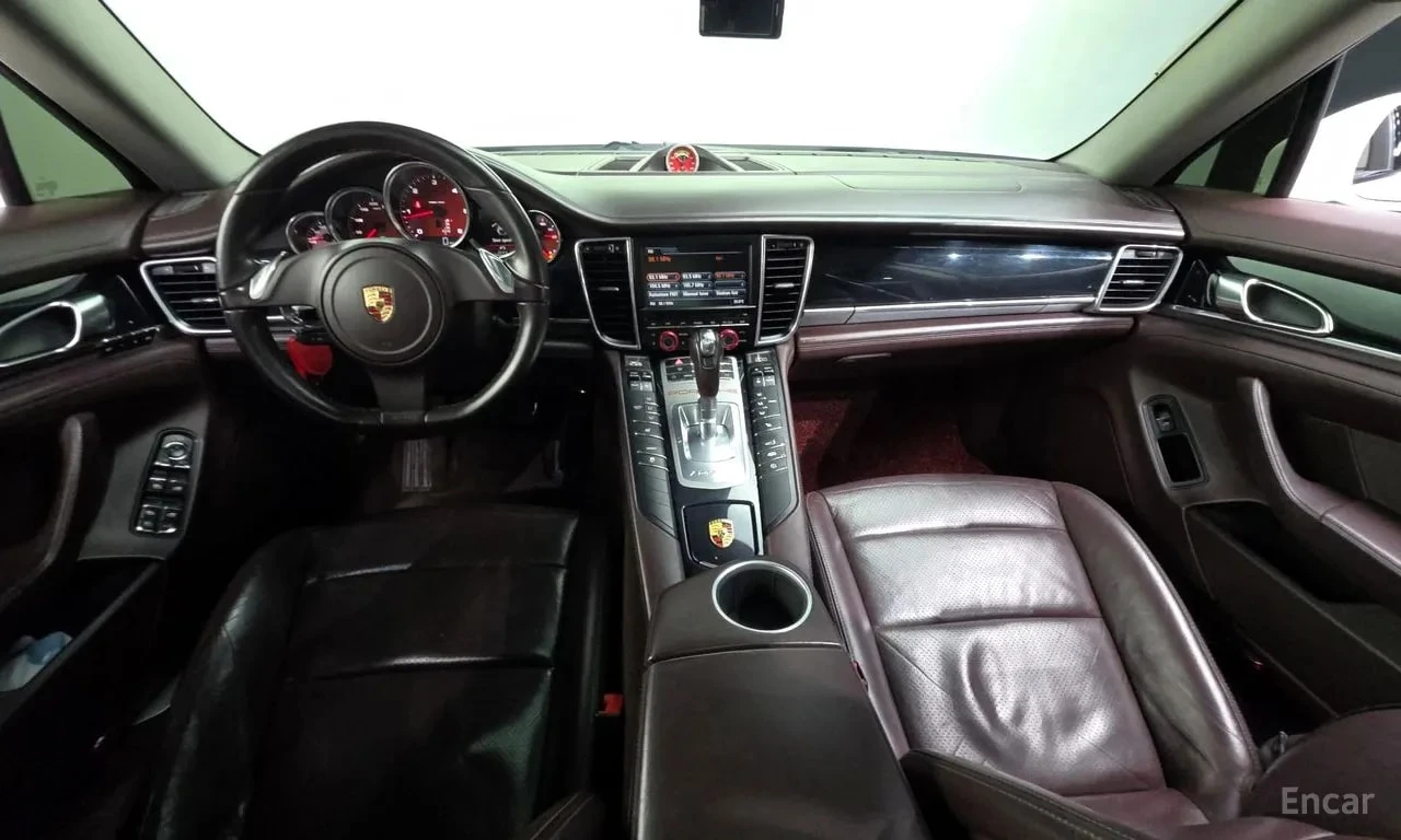 Porsche Panamera * 3.0 Diesel * ЦЕНА ДО БГ, снимка 8 - Автомобили и джипове - 56022628