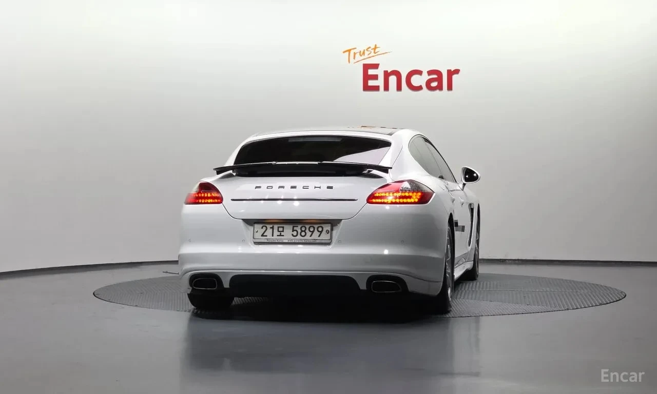 Porsche Panamera * 3.0 Diesel * ЦЕНА ДО БГ, снимка 4 - Автомобили и джипове - 56022628