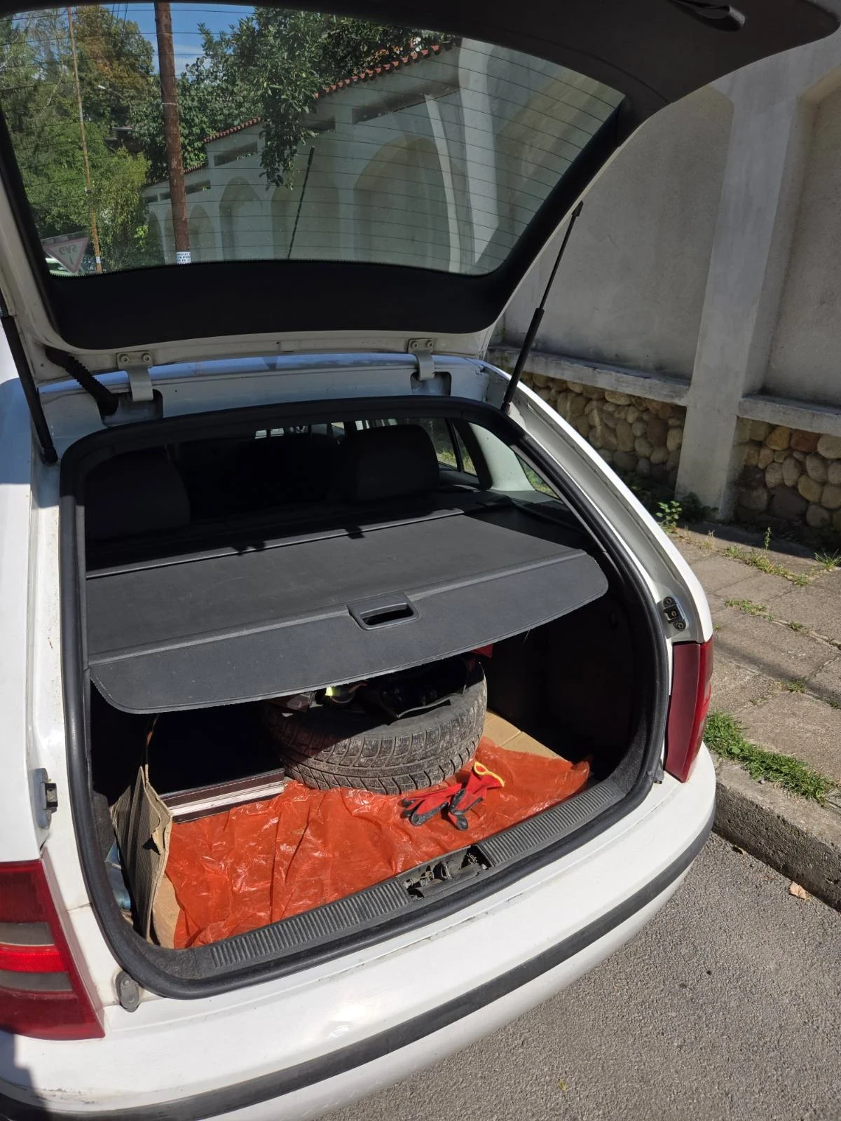 Skoda Fabia 1.4 MPI   ГАЗ/БЕНЗИН, снимка 4 - Автомобили и джипове - 56154504