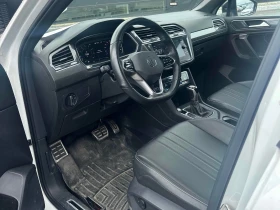 VW Tiguan * Comfortline R Line Black Edition * CARFAX * , снимка 6