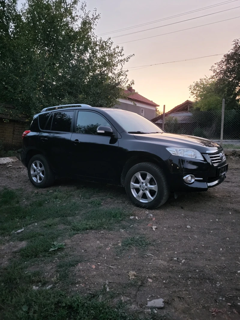 Toyota Rav4, снимка 2 - Автомобили и джипове - 47334369