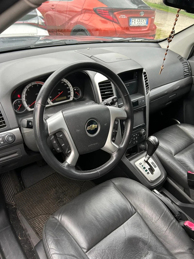 Chevrolet Captiva като нова , снимка 17 - Автомобили и джипове - 49158542