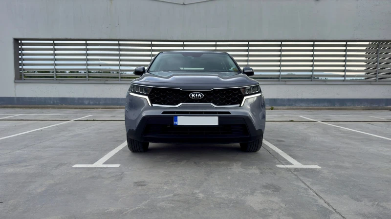 Kia Sorento 2.5 53000км, снимка 2 - Автомобили и джипове - 52671684