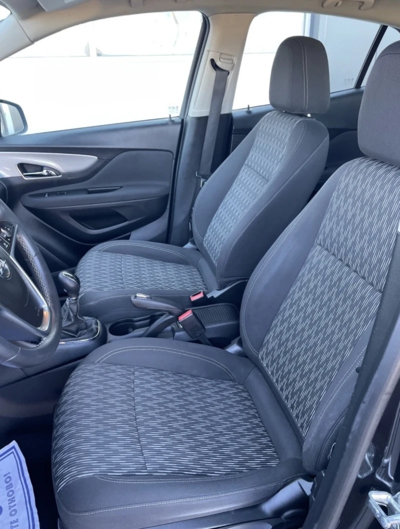 Opel Mokka 1.7CDTi, снимка 11 - Автомобили и джипове - 52155961