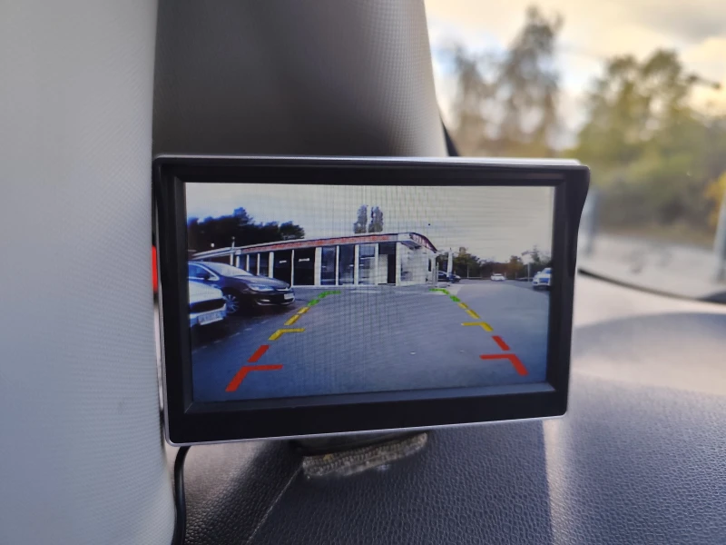 Ford EcoSport 1.5i* PLUS* LED* КАМЕРА* 48.000km* EURO-6B* , снимка 8 - Автомобили и джипове - 52163150