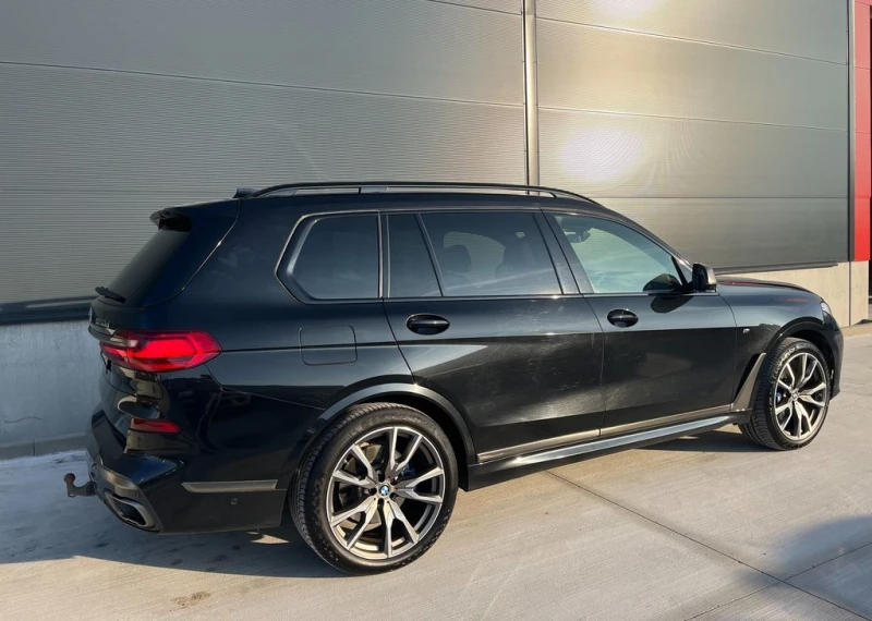 BMW X7 M-Sport xDrive 5+ 1, снимка 4 - Автомобили и джипове - 52798110