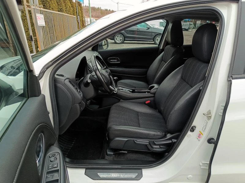 Honda Hr-v 1.6 d* NAVI* КАМЕРА* ПАНОРАМА* LED* EURO 6B* , снимка 9 - Автомобили и джипове - 53106470
