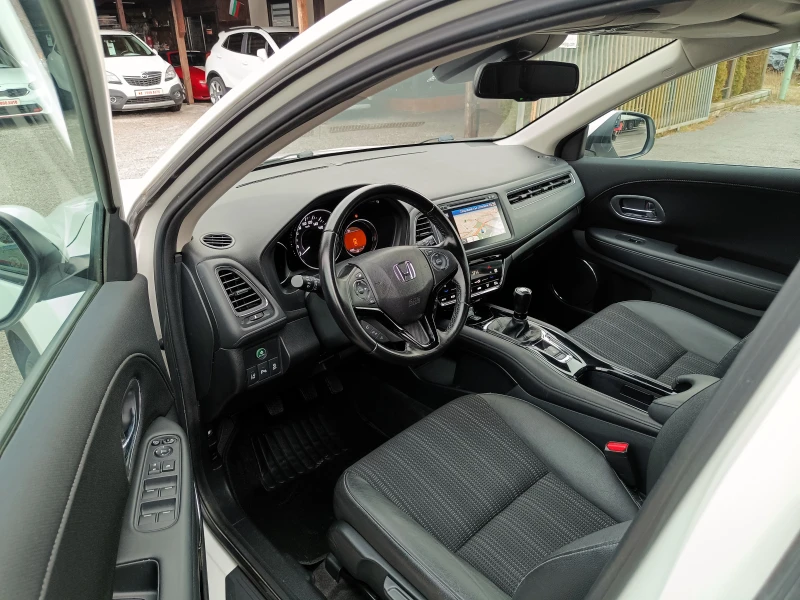Honda Hr-v 1.6 d* NAVI* КАМЕРА* ПАНОРАМА* LED* EURO 6B* , снимка 8 - Автомобили и джипове - 53106470