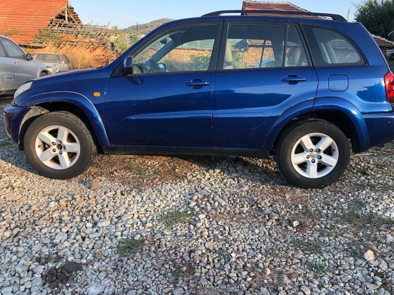 Toyota Rav4 2.0d4d Франция, снимка 9 - Автомобили и джипове - 45090065