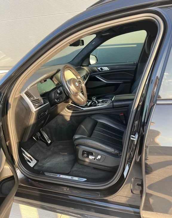 BMW X7 M-Sport xDrive 5+ 1, снимка 6 - Автомобили и джипове - 52798110