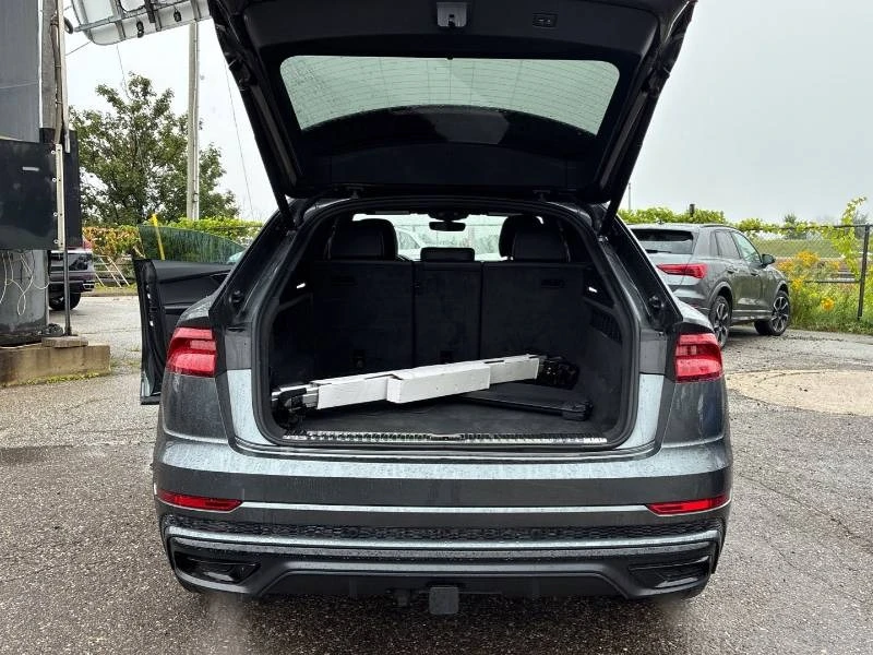Audi Q8 * Technik * DIS * ОБДУХВАНЕ * 360 * ОТ АУДИ, снимка 15 - Автомобили и джипове - 55938929