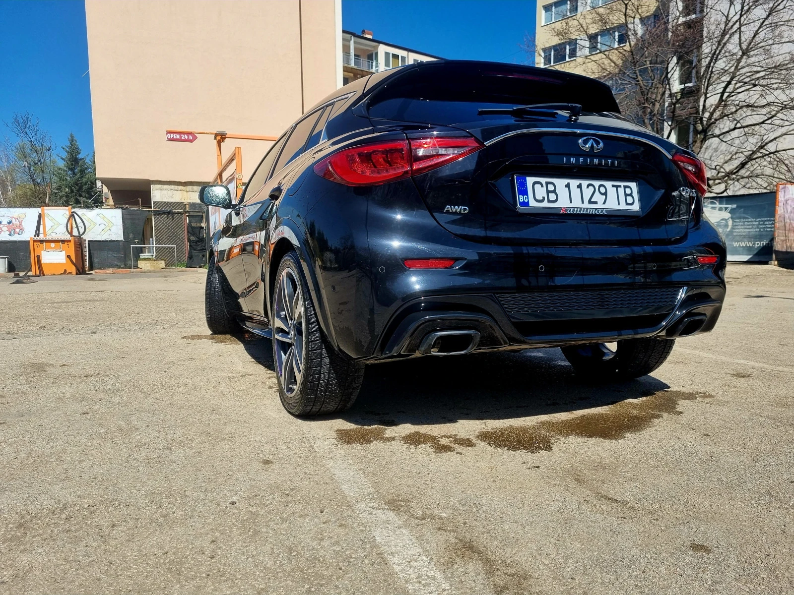 Infiniti Q30 Sport 2.2 AWD - изображение 4