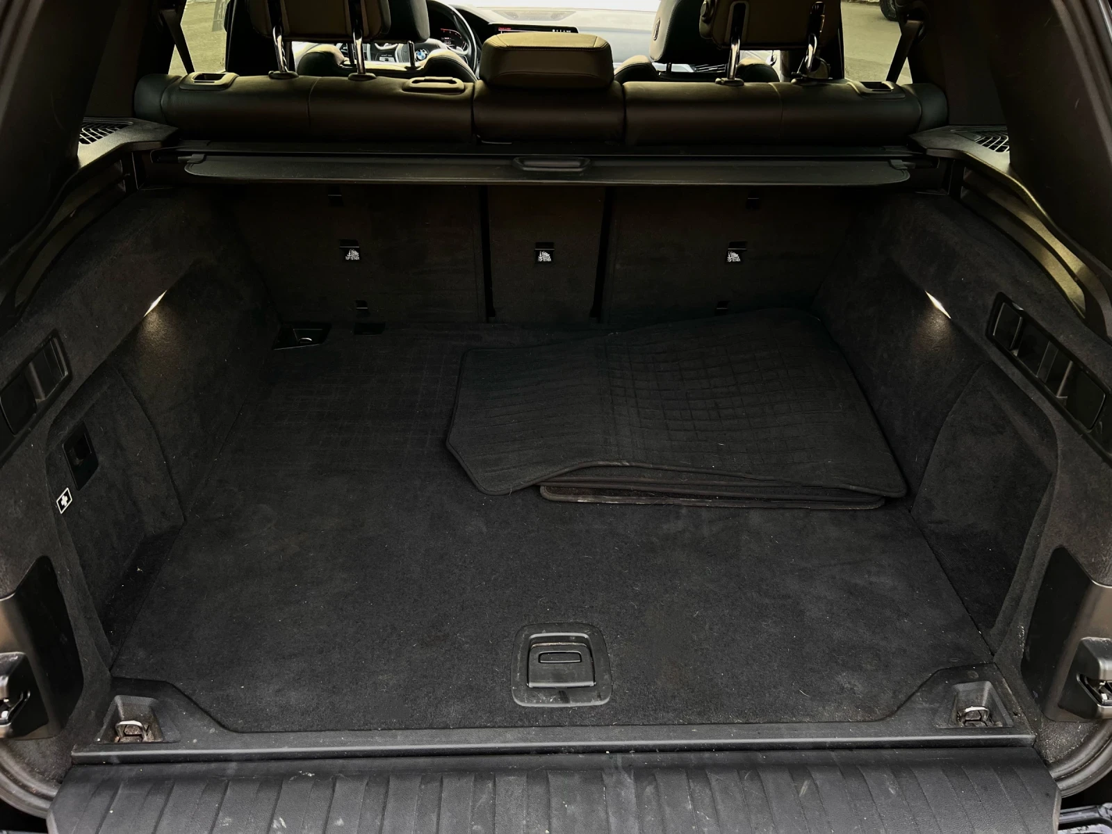 BMW X5 40i xDrive /Пълна Сервизна История/1 собственик, снимка 15 - Автомобили и джипове - 54141465