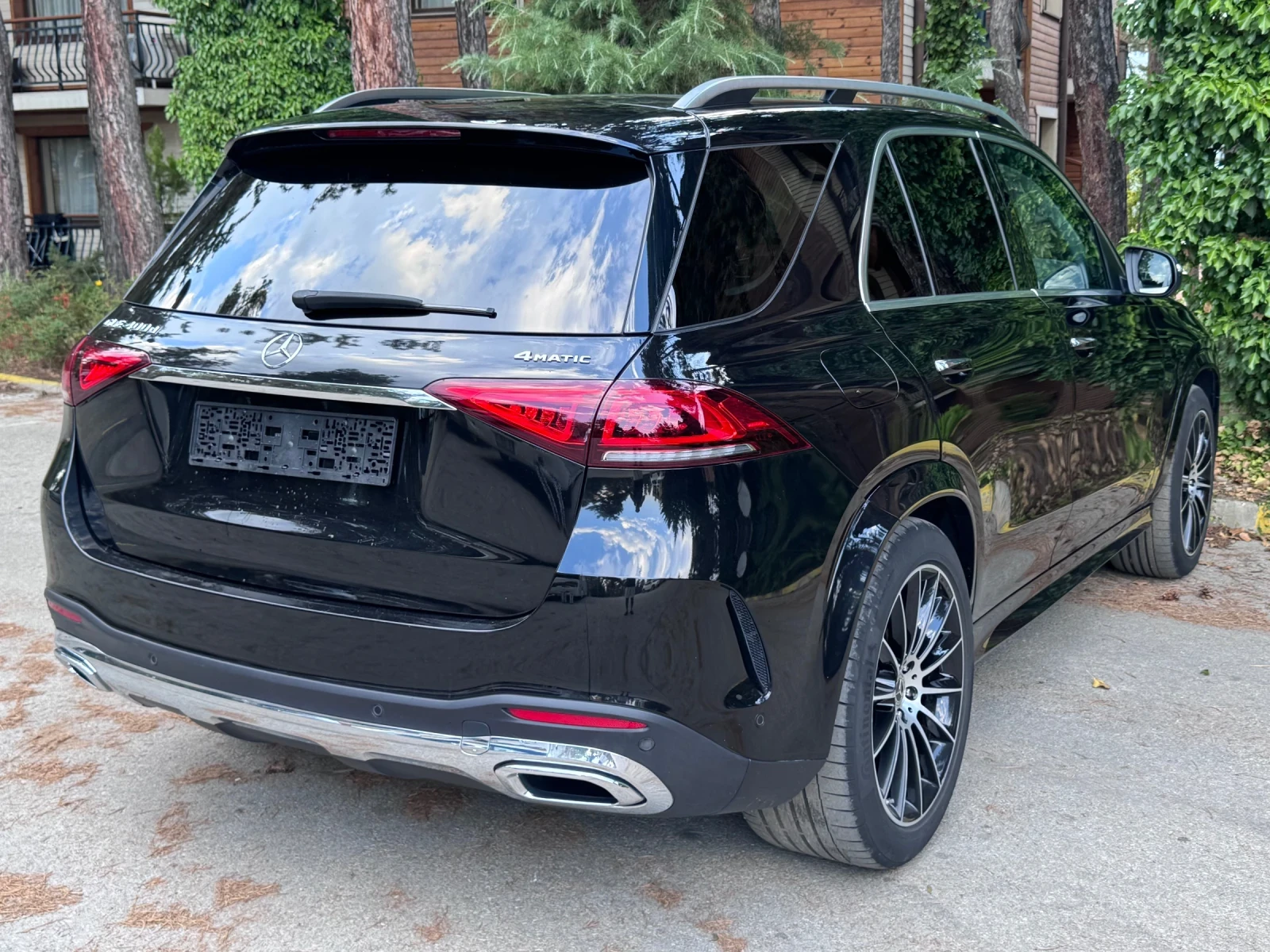 Mercedes-Benz GLE 400 ///AMG/// AIRMATIC* PANO* 360* BURMESTER - изображение 3