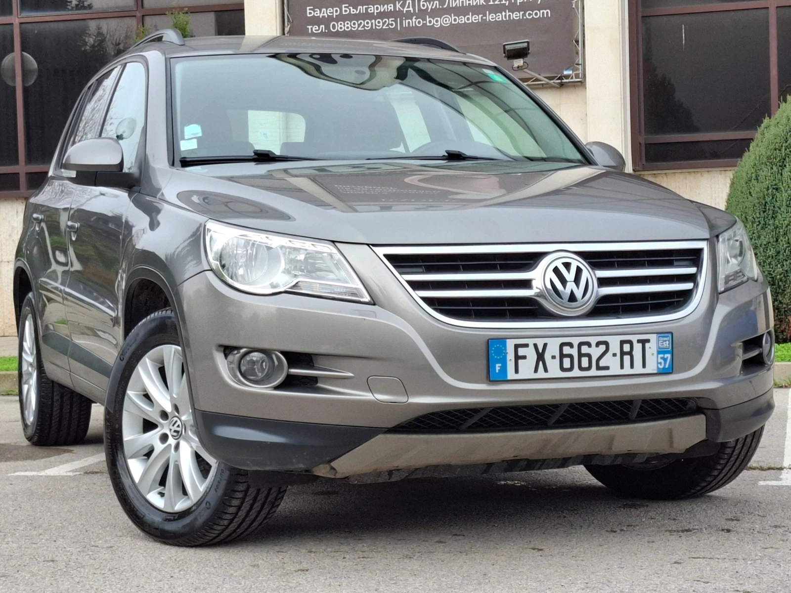VW Tiguan 2.0TDI 140HP * 4X4 * КЛИМАТИК * EURO 4 *  - изображение 7