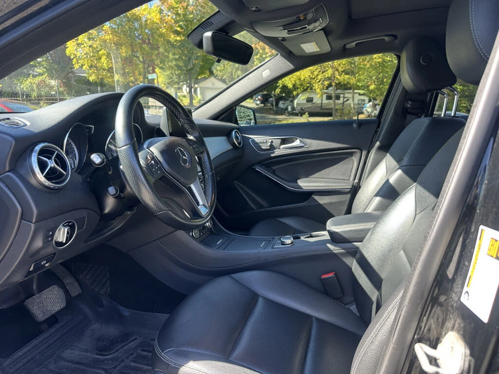 Mercedes-Benz GLA 250 4MATIC* ПАМЕТ* КОЖА* ПАНОРАМА* ПОДГРЕВ - изображение 10