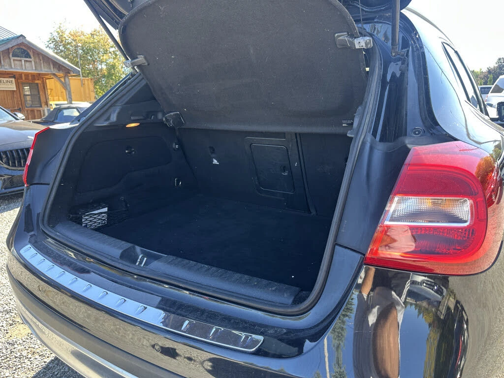 Mercedes-Benz GLA 250 4MATIC* ПАМЕТ* КОЖА* ПАНОРАМА* ПОДГРЕВ - изображение 7