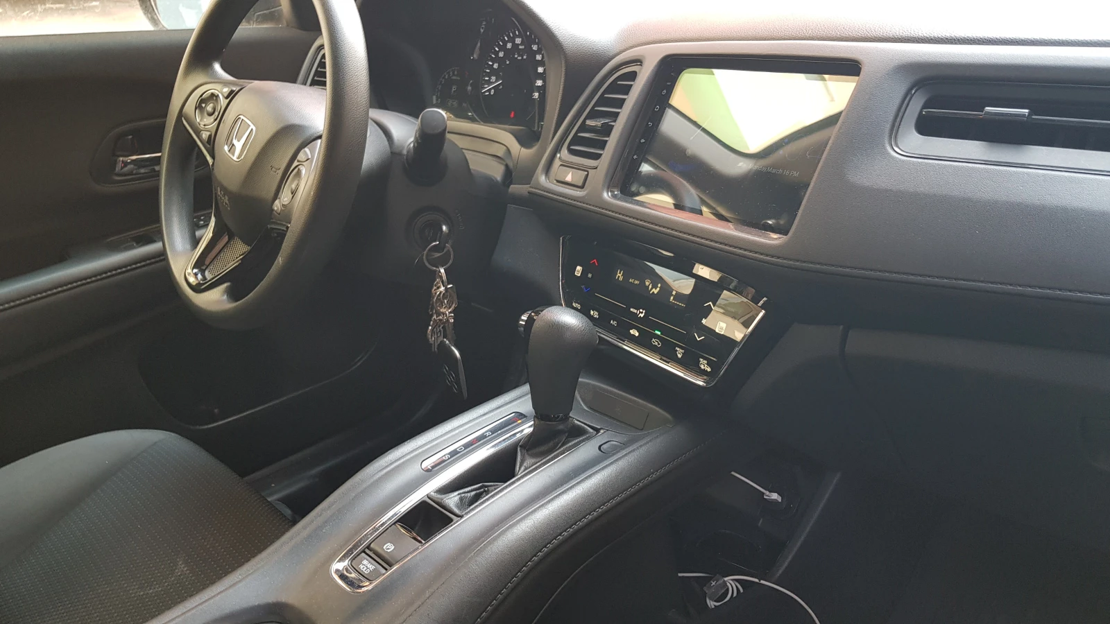 Honda Hr-v 1.8i , снимка 11 - Автомобили и джипове - 53863127