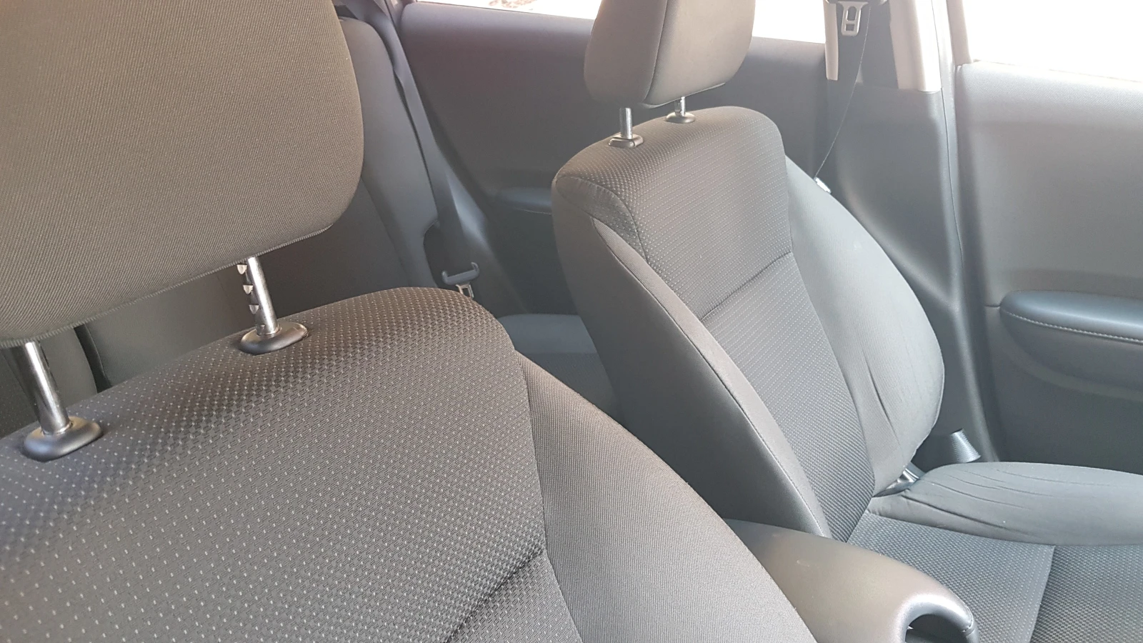 Honda Hr-v 1.8i , снимка 14 - Автомобили и джипове - 53863127