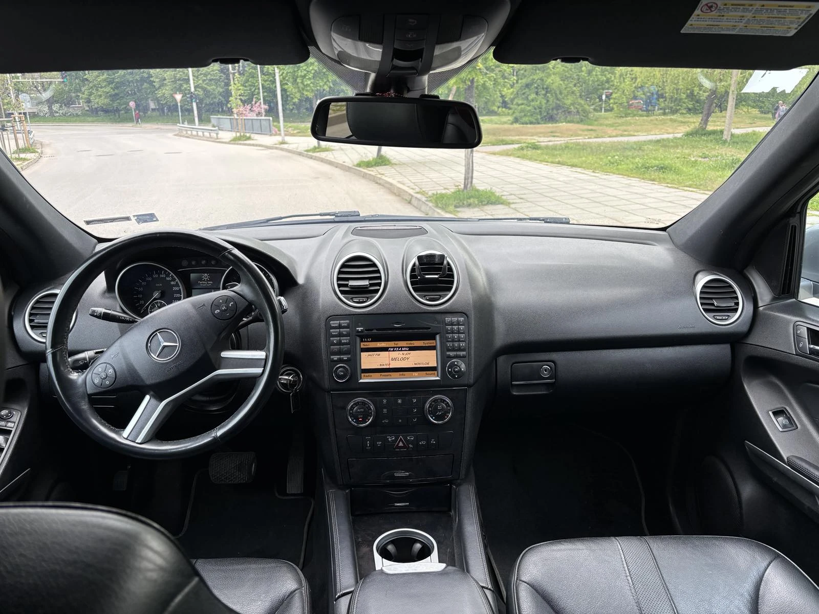 Mercedes-Benz ML 350 CDI 4-MATIC AMG Line, снимка 11 - Автомобили и джипове - 54747774