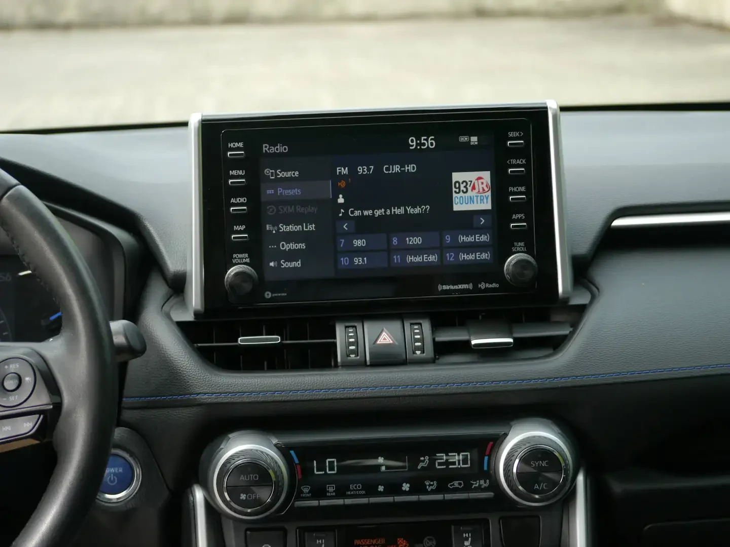 Toyota Rav4 XLE XYBRID AWD FULL/PANORAMA/360CAM, снимка 9 - Автомобили и джипове - 55300899