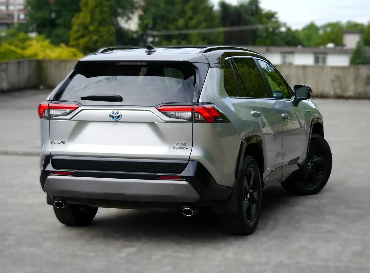 Toyota Rav4 XLE XYBRID AWD FULL/PANORAMA/360CAM, снимка 4 - Автомобили и джипове - 55300899