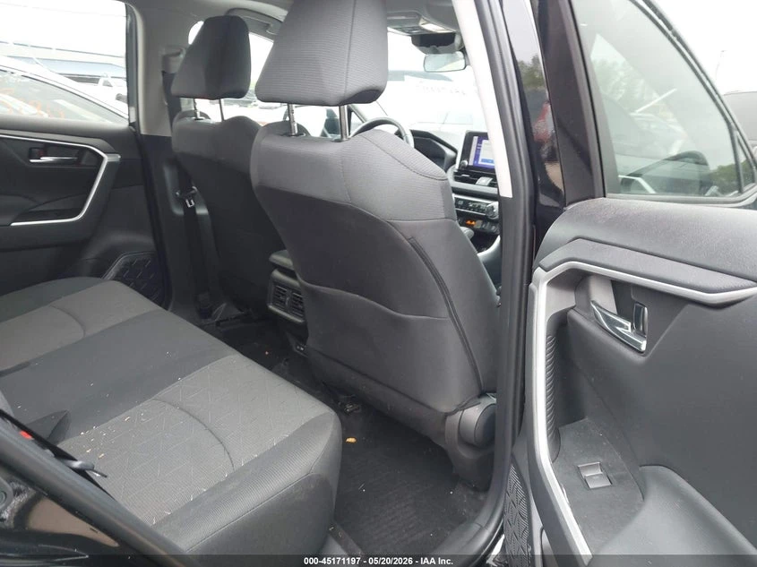 Toyota Rav4 2.5l Xle, снимка 8 - Автомобили и джипове - 55381291