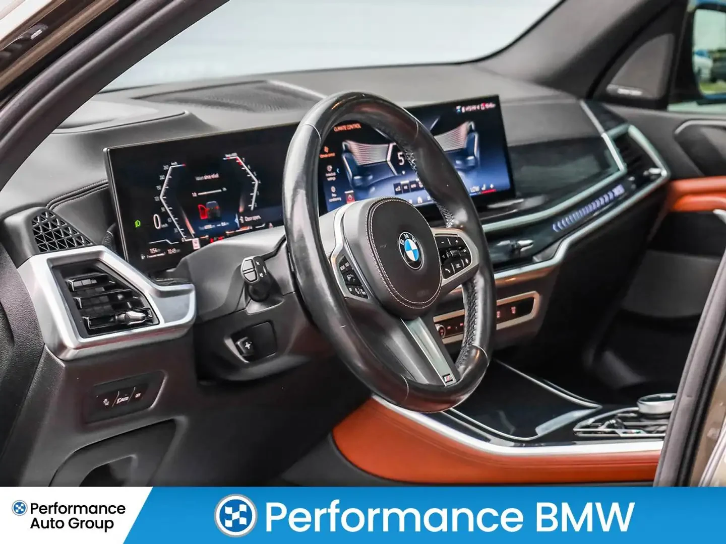 BMW X5 40i/MANH. MET./HK/HUD/ОБДУХ/PANO/SOFT/INDIVIDUAL/M, снимка 10 - Автомобили и джипове - 55615573