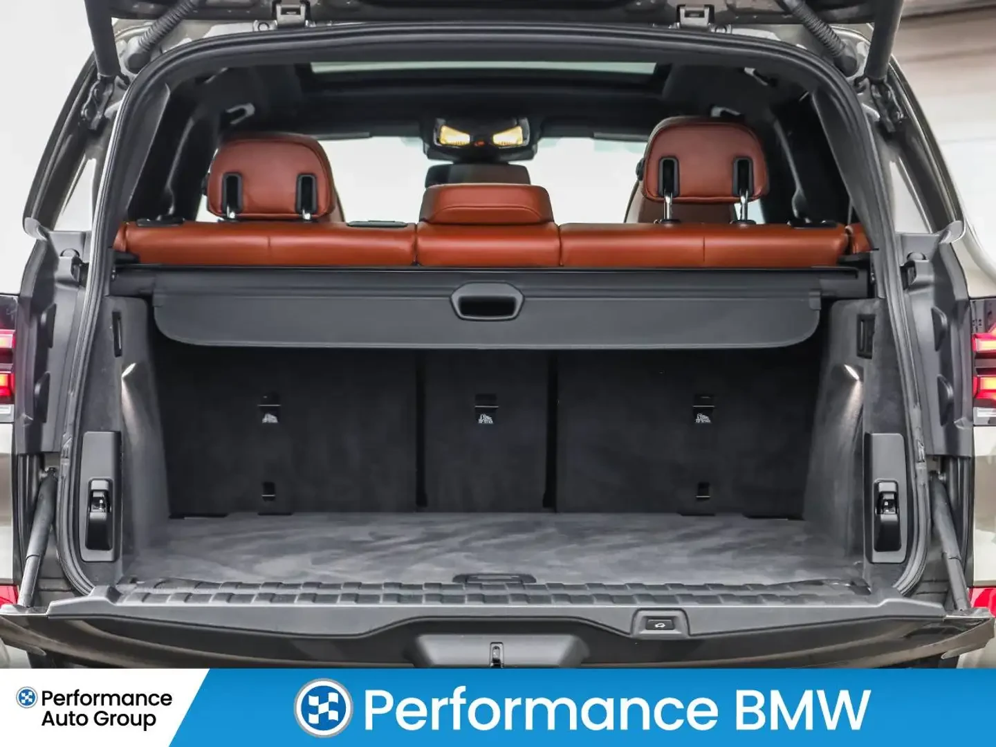 BMW X5 40i/MANH. MET./HK/HUD/ОБДУХ/PANO/SOFT/INDIVIDUAL/M, снимка 9 - Автомобили и джипове - 55615573