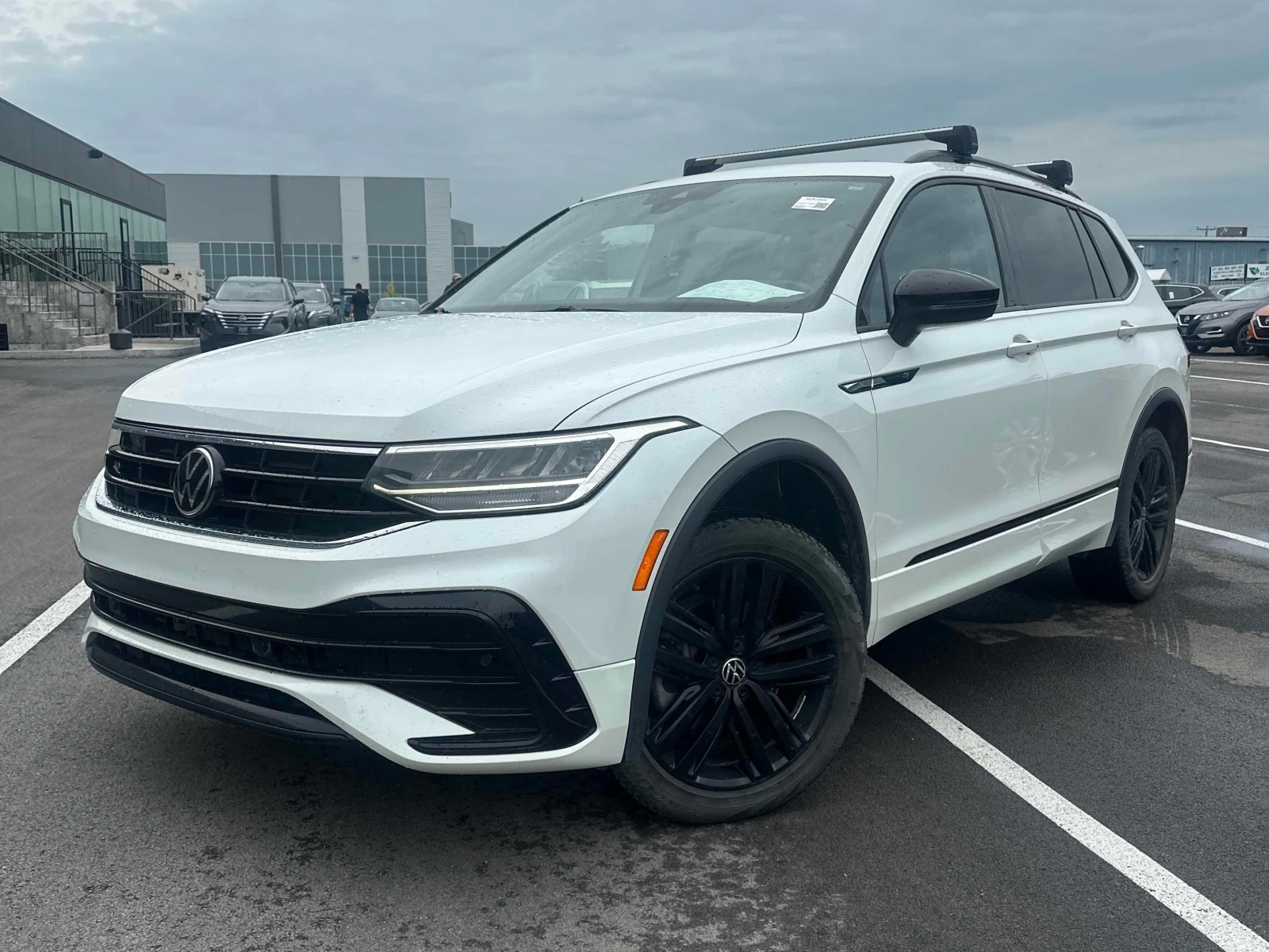VW Tiguan * Comfortline R Line Black Edition * CARFAX * 