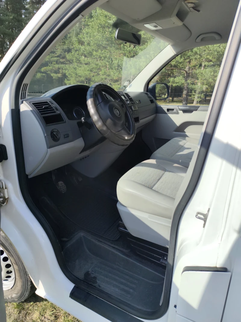 VW Transporter 2.0tdi хладилен, снимка 8 - Бусове и автобуси - 52788123