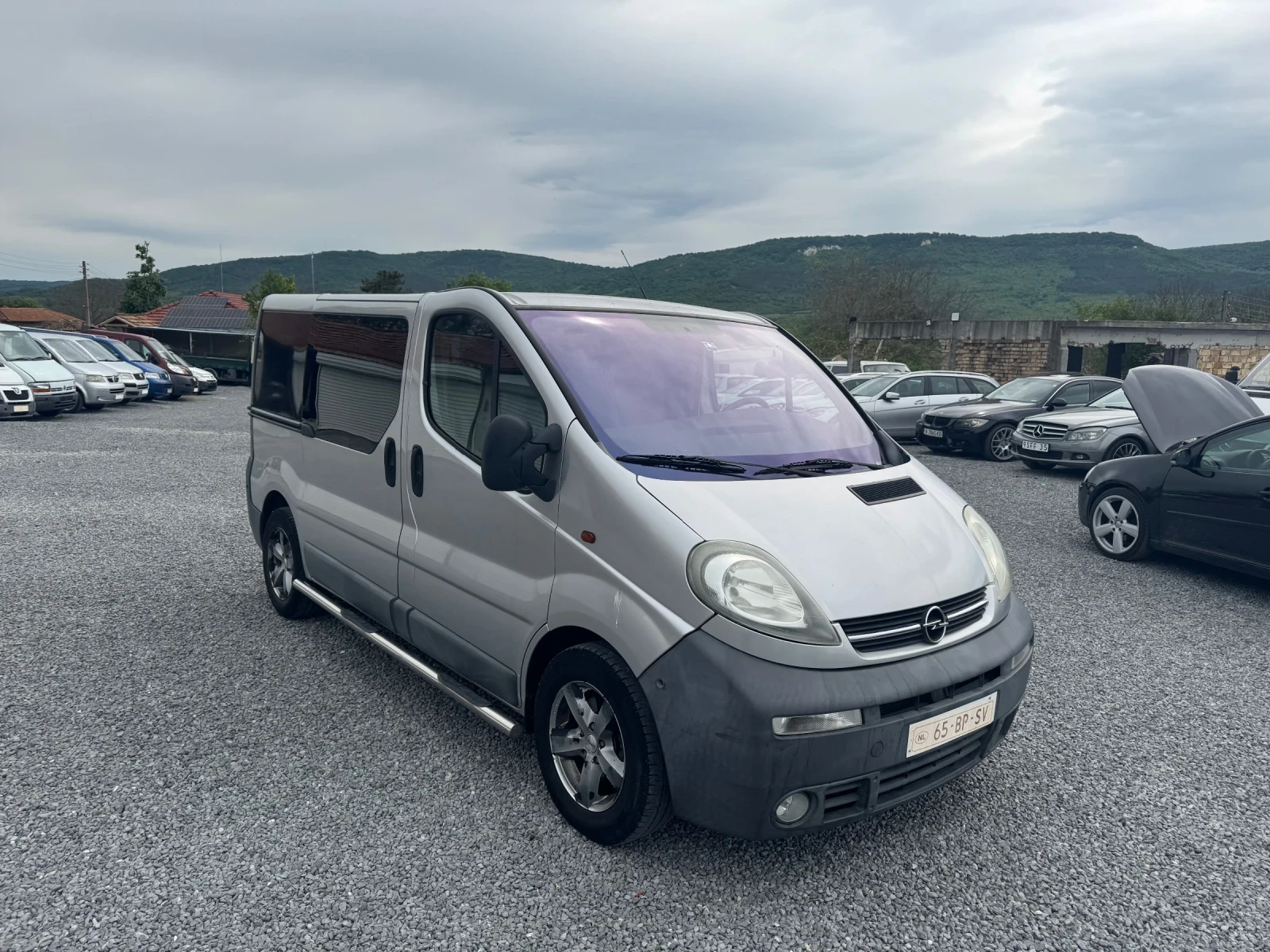 Opel Vivaro 2.5cdti КЛИМАТИК 221км!!! - изображение 3
