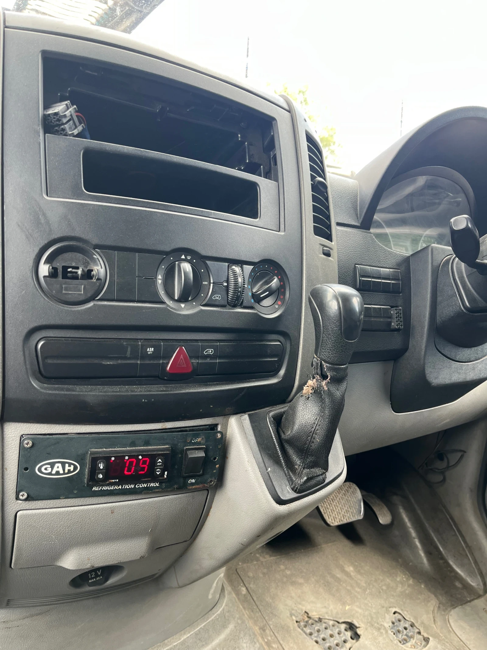 Mercedes-Benz Sprinter 311 2.2cdi om 646 - изображение 6
