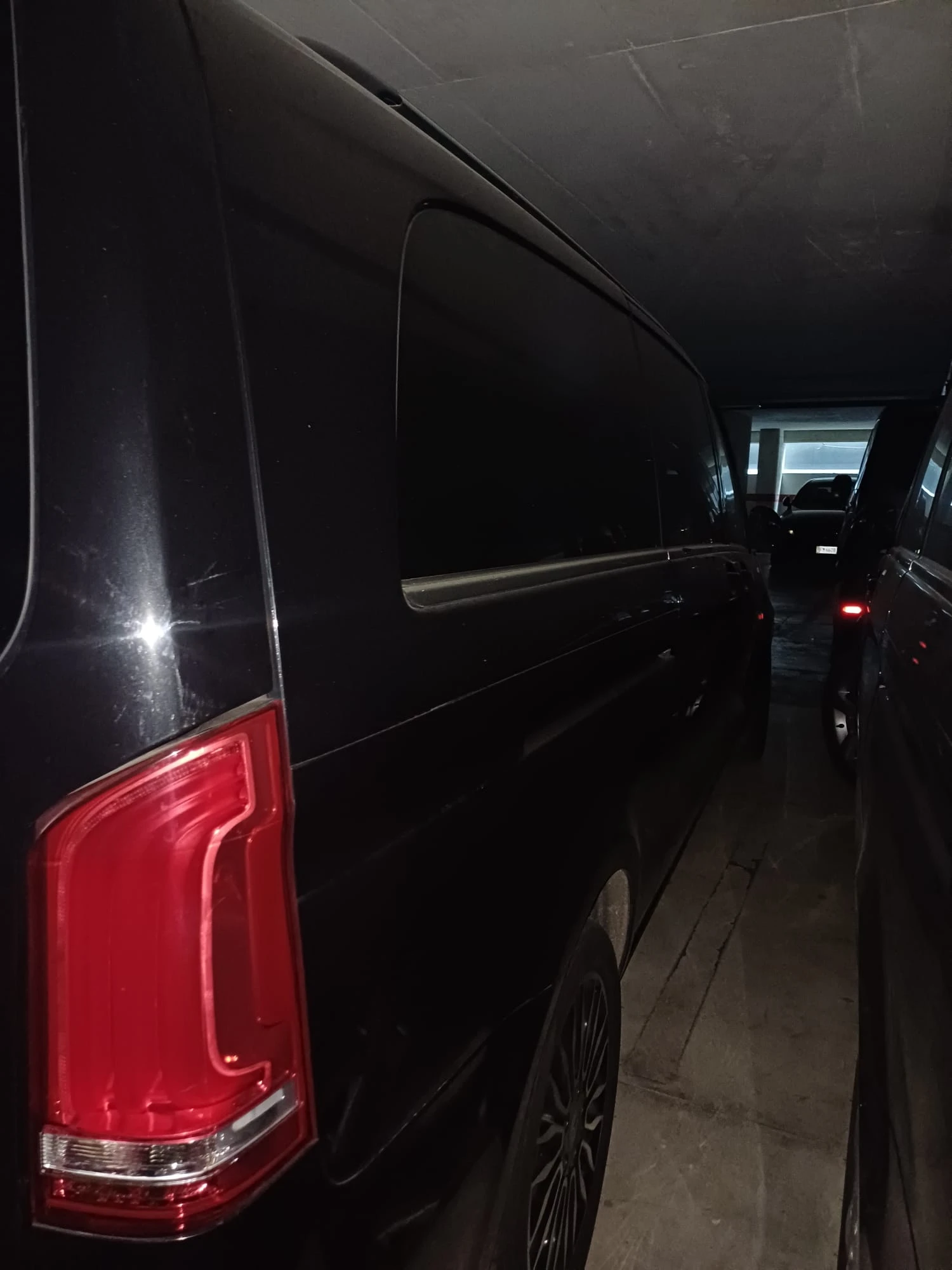 Mercedes-Benz V 250 * 3 БРОЯ* ОЧАКВАН ВНОС 13-15 АПРИЛ, снимка 3 - Бусове и автобуси - 54072750