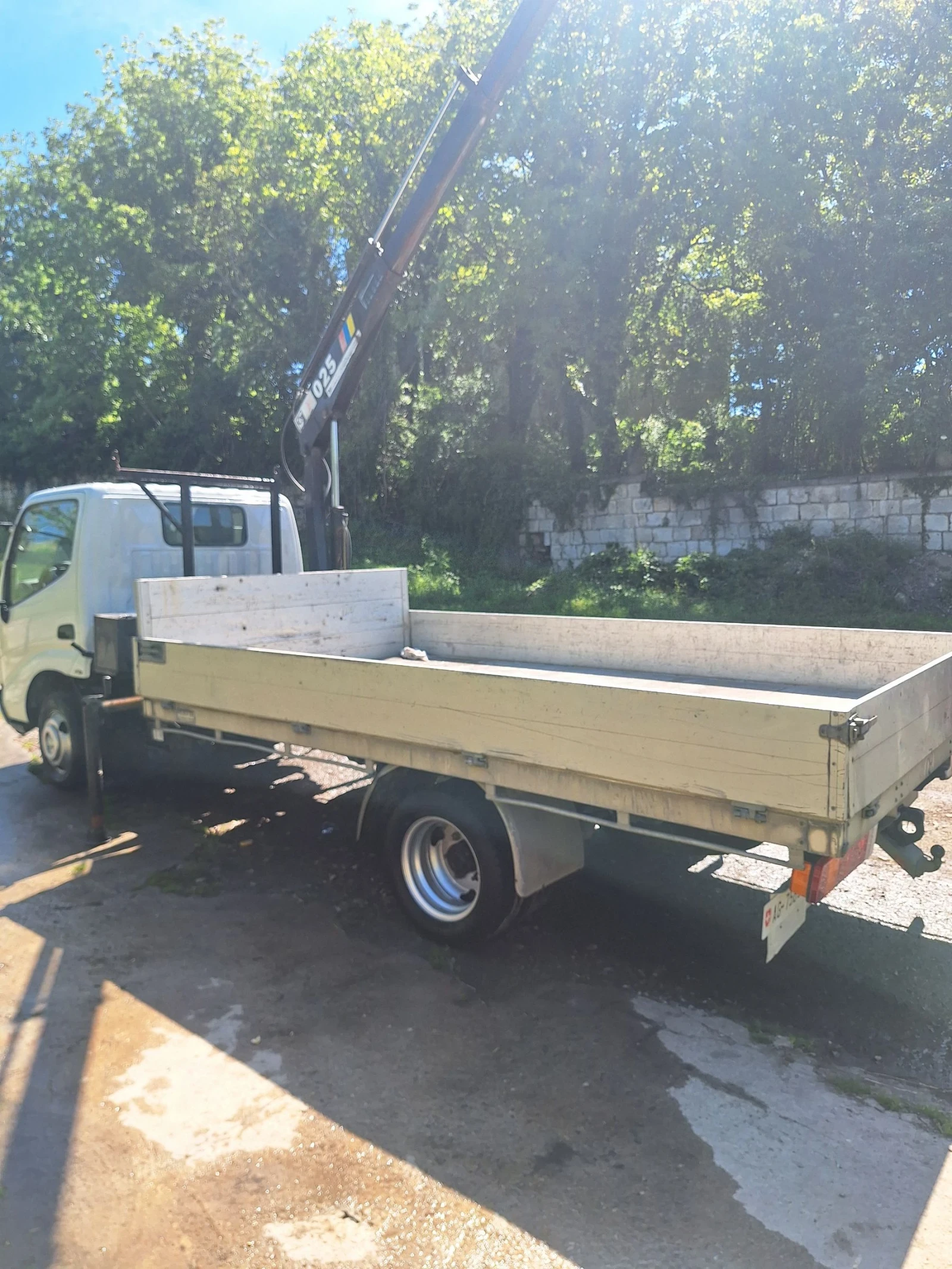 Toyota DYNA 2.5���102�.�.�� ��� �� ��������� ������� 3.5 ����  | Mobile.bg � ����������� 5