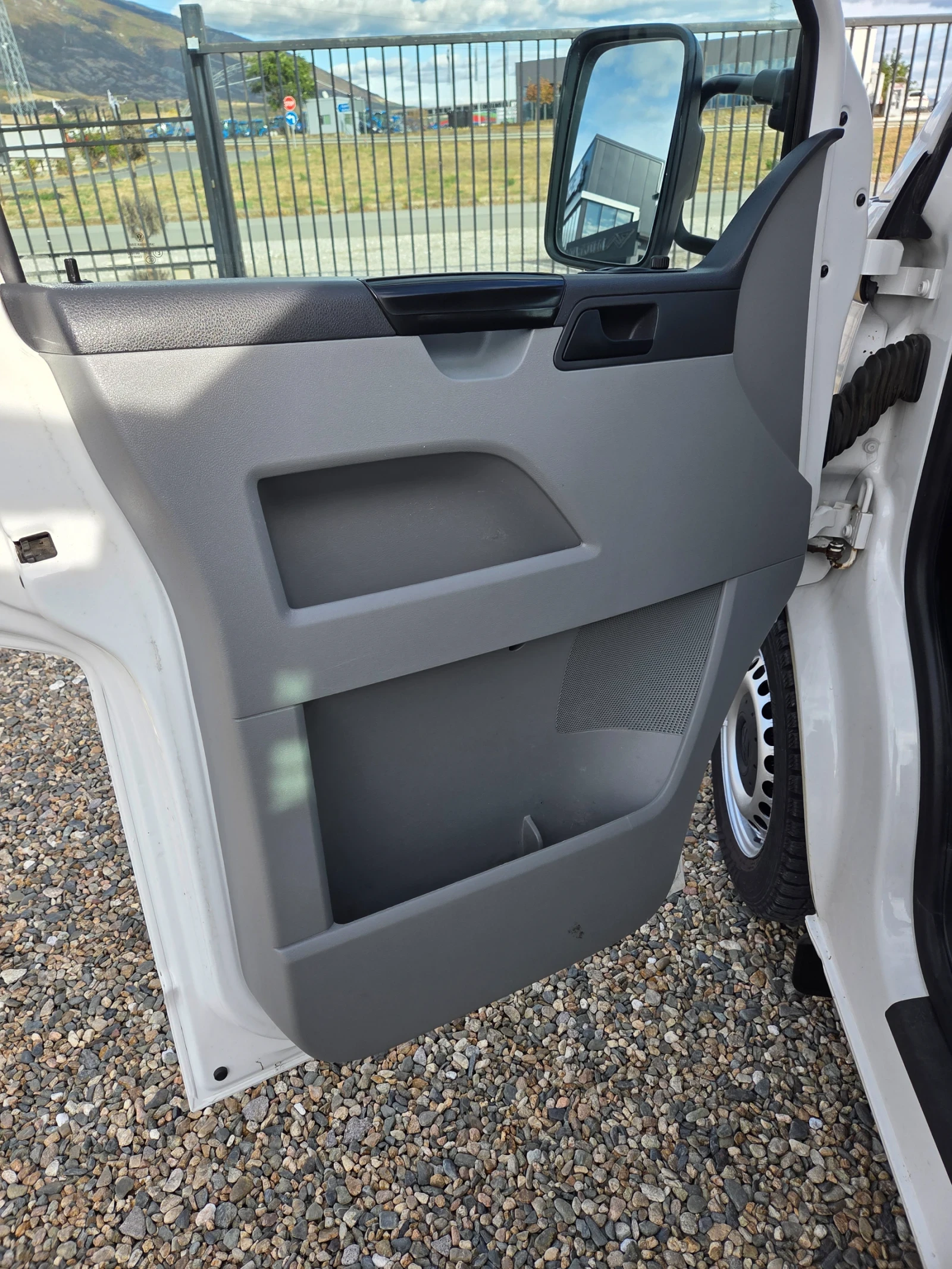 VW T6 2.0 TDI 6-����� ��������!  | Mobile.bg � ����������� 14