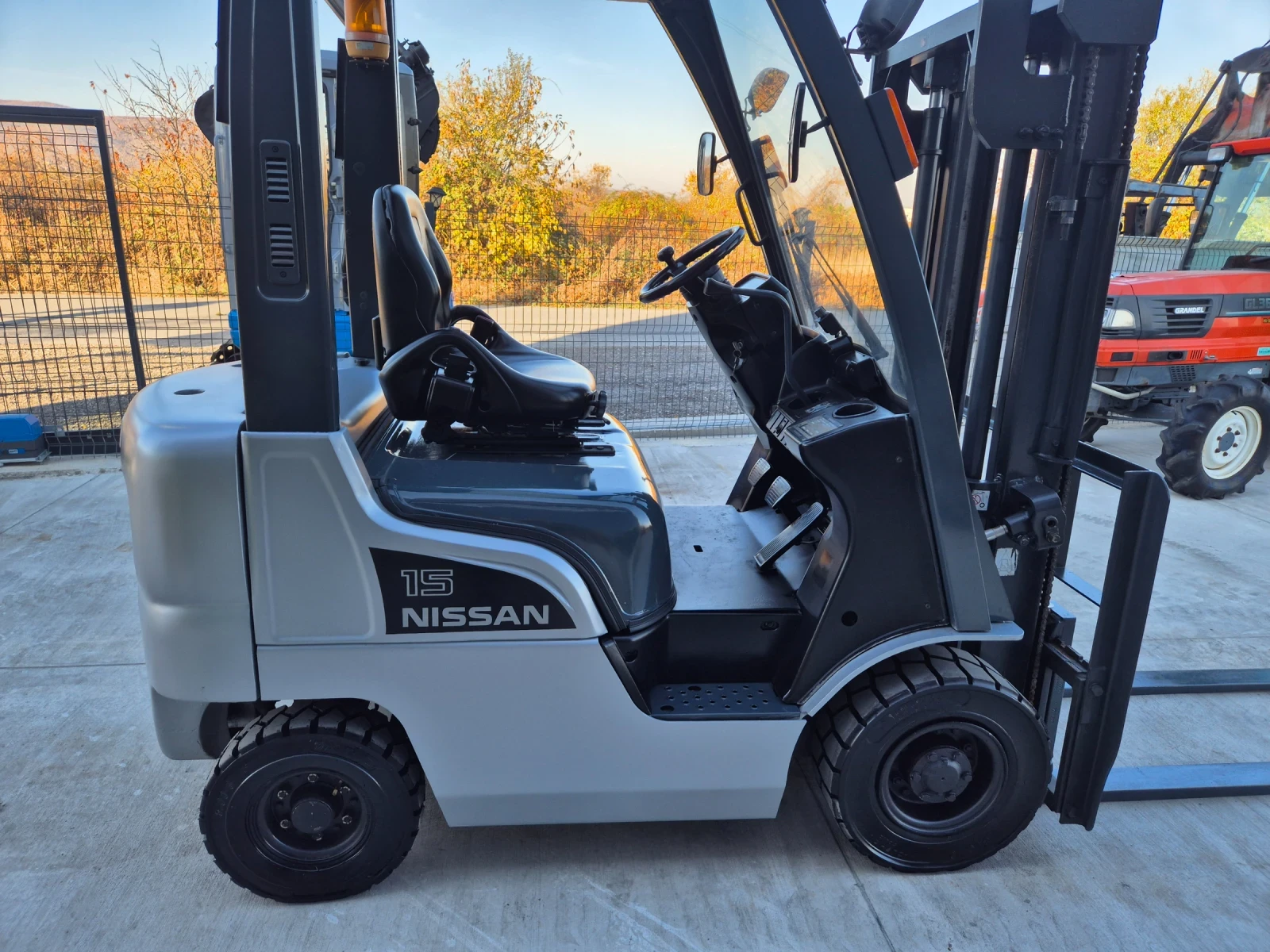  Nissan  /   /  ! | Mobile.bg   6