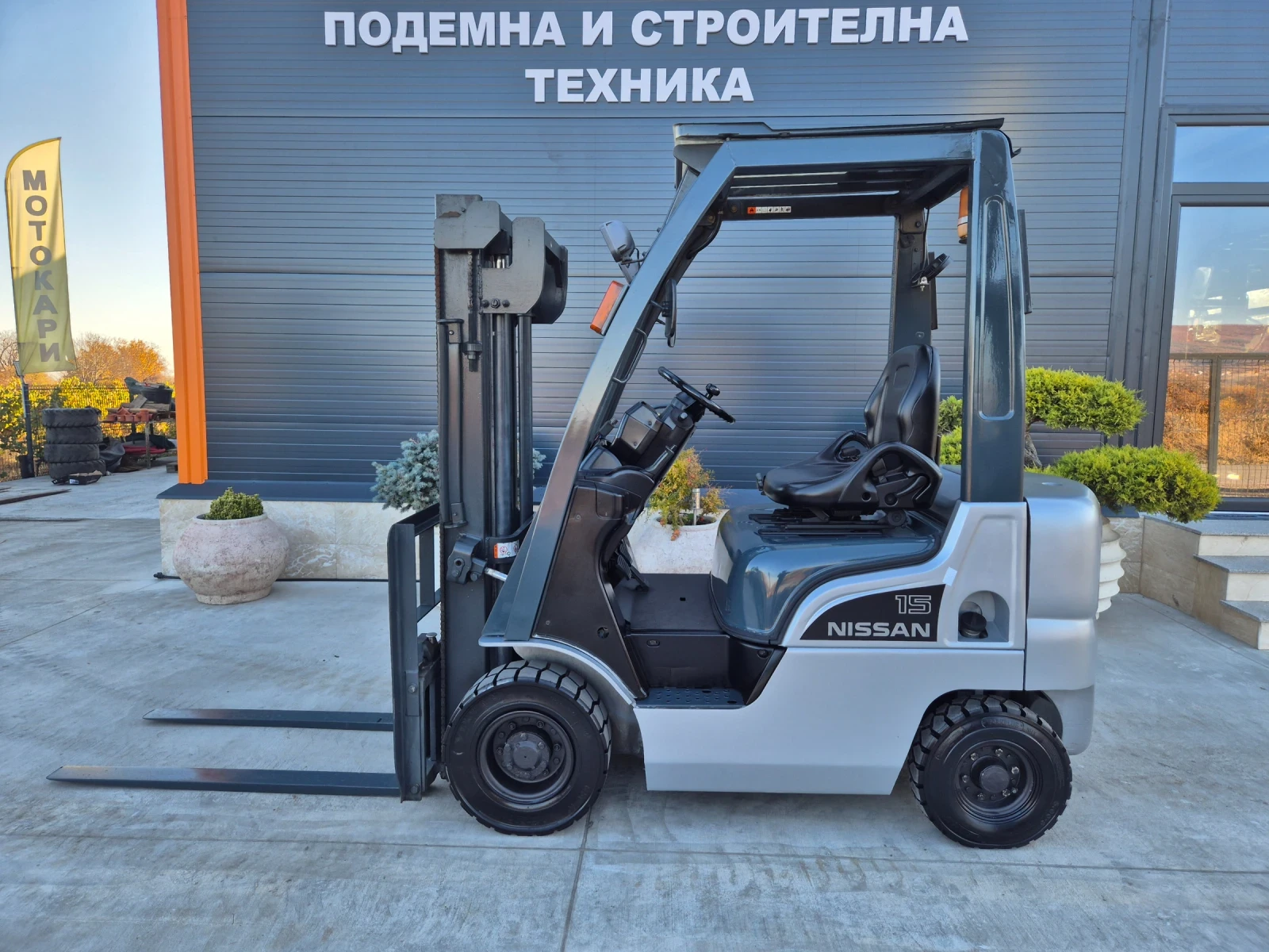  Nissan  /   /  ! | Mobile.bg   2